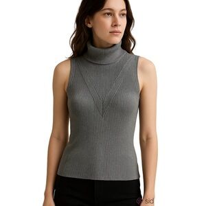 Melanie Lynn Boutique Size Small Gray Sleeveless Turtleneck Knit Neutral Sweater